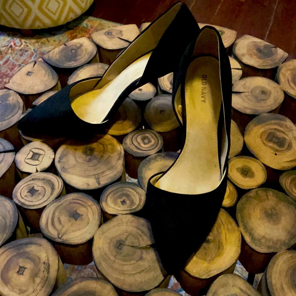 Black Stiletto Pumps